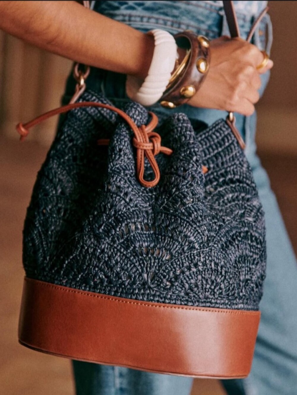 Sézane Alma Raffia Bucket Bag - Navy - Picture 1 of 7